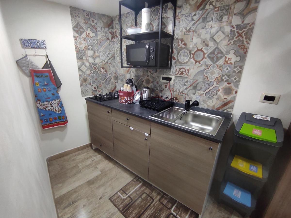קטאניה Tapia'S Rooms Big מראה חיצוני תמונה